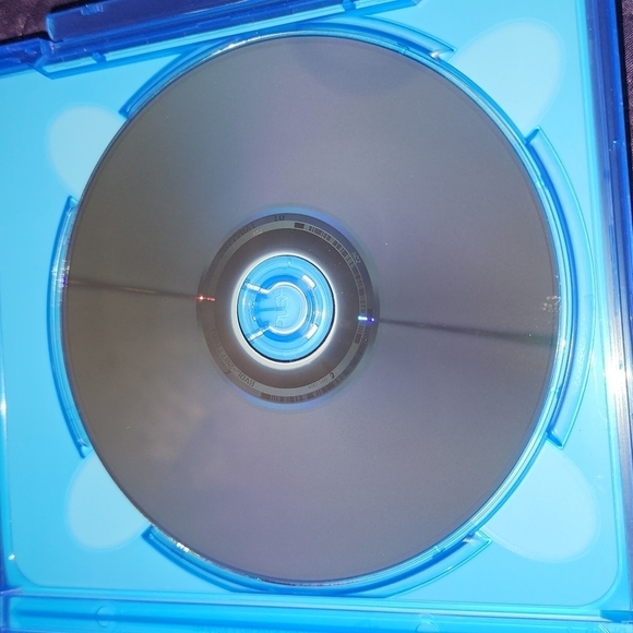 DVD 2 Pack "Legion / Priest" - Picture 6 of 8